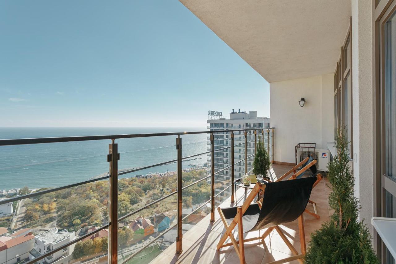 Sea & Sky Apartments Odessa Exterior foto