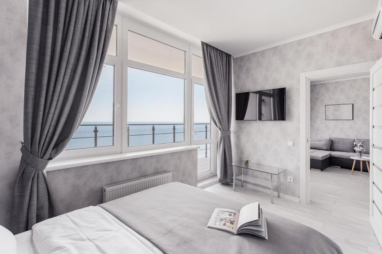 Sea & Sky Apartments Odessa Exterior foto