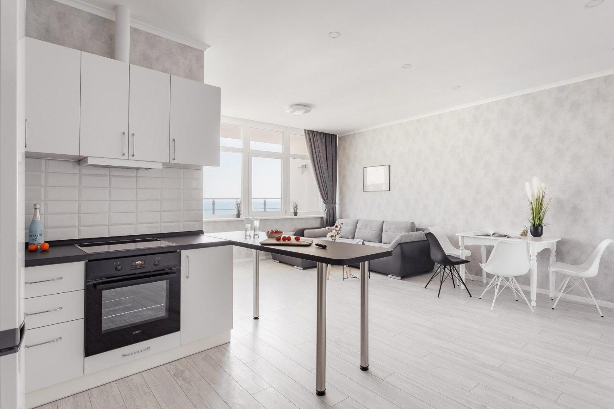 Sea & Sky Apartments Odessa Quarto foto