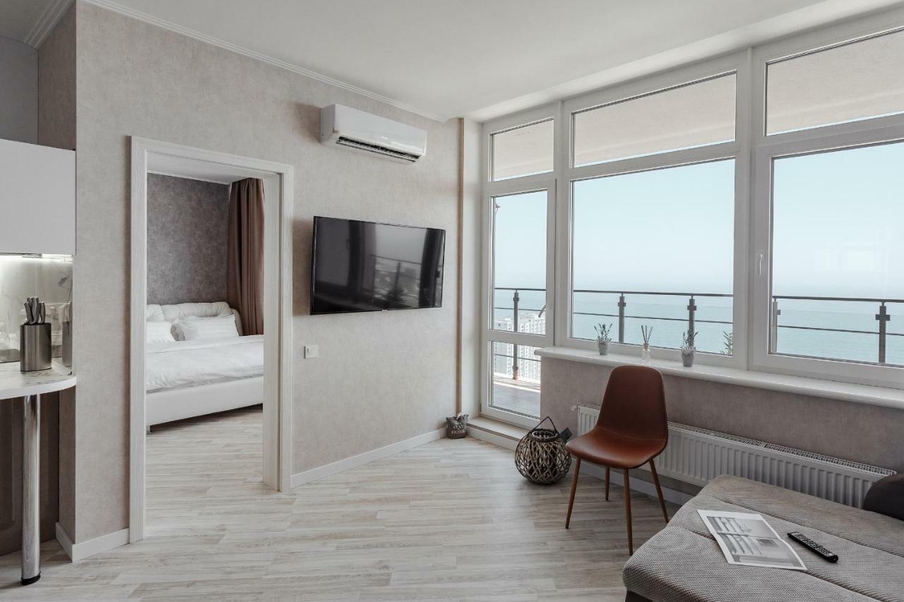 Sea & Sky Apartments Odessa Exterior foto